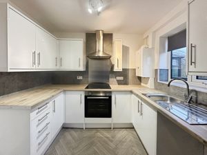 Kitchen- click for photo gallery